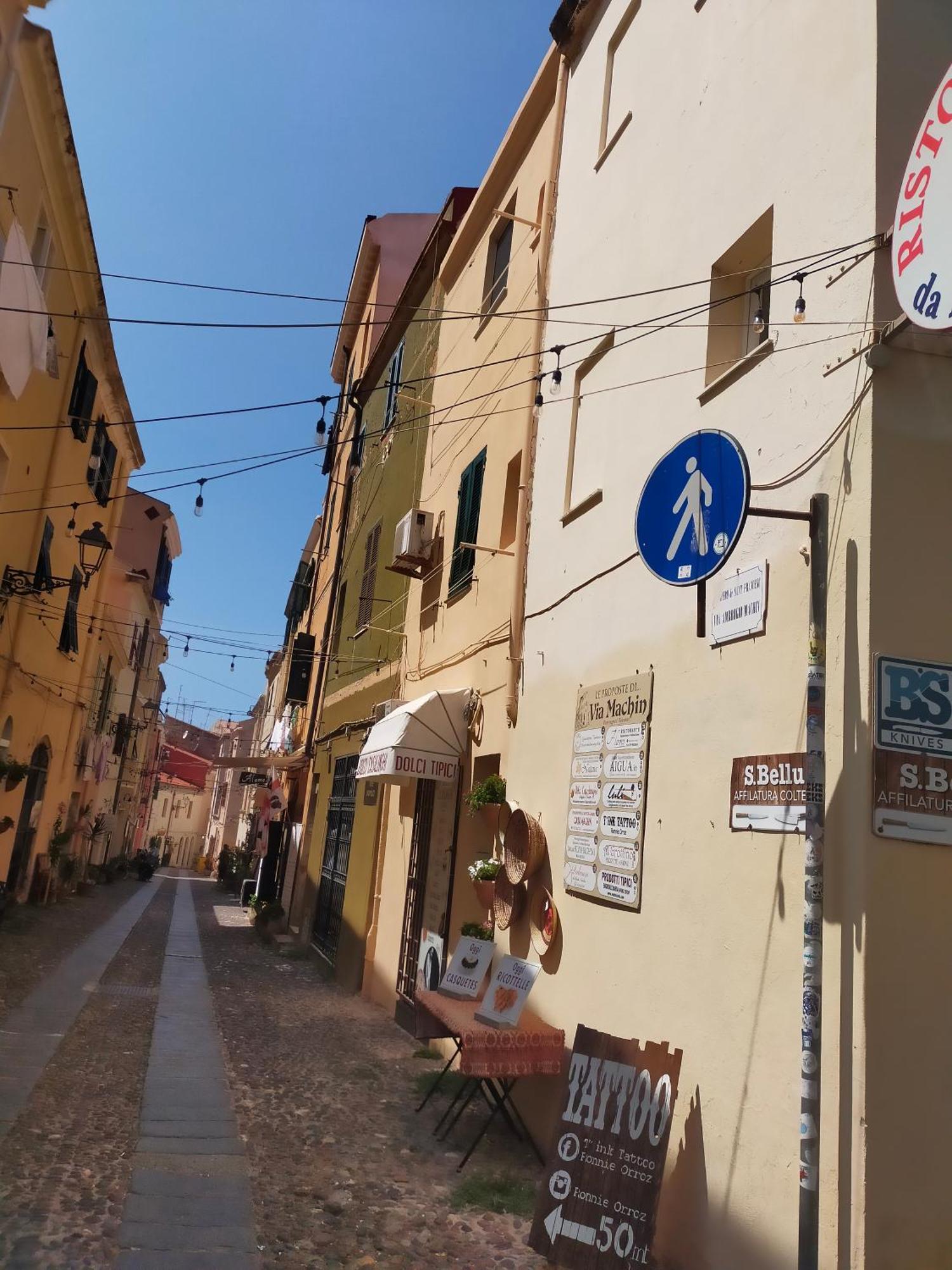 Nice Apt In A Street In Old Town Alghero Exterior photo